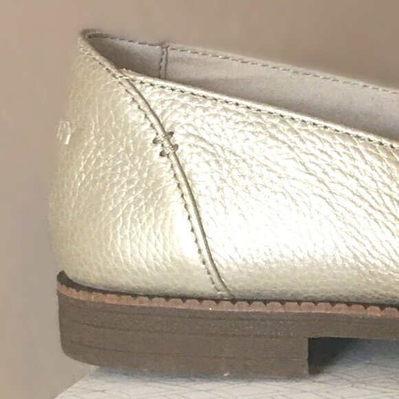 SPERRY Platinum Metallic Slip-On Topsiders · ﹏𓊝﹏☼⋆. - Picture 4 of 14